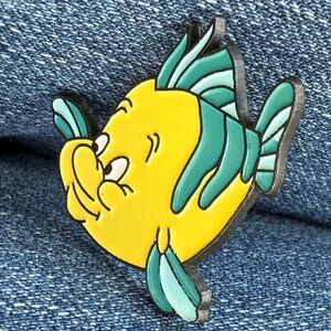 The Little Mermaid Flounder Disney Pin 973